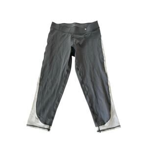 Hylete Gray & White Cropped Athletic Activewear Leggings Women's Size Medium